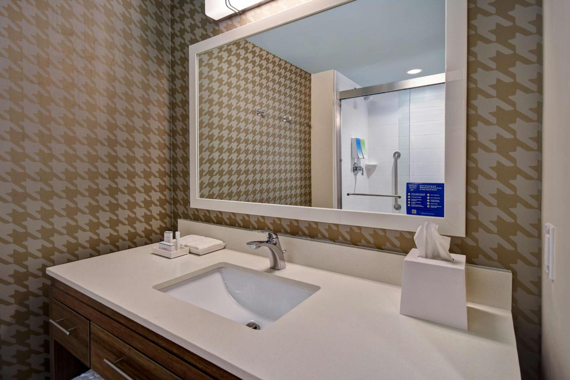 Home2 Suites By Hilton Одесса Экстерьер фото
